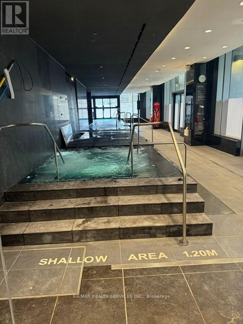 Photo du bâtiment - 11 Yorkville Ave