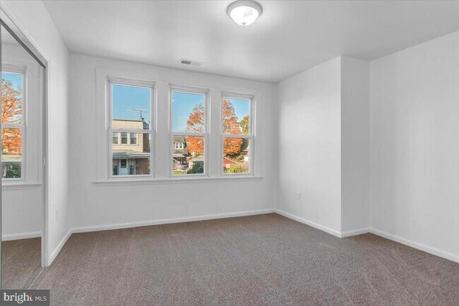 Building Photo - 4245 Frost St