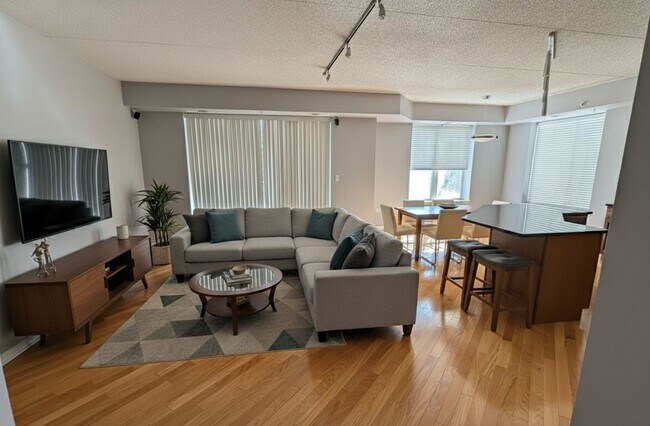 Foto del edificio - 77 N Quentin Rd