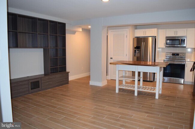 Foto del edificio - 906 Gallatin St NW
