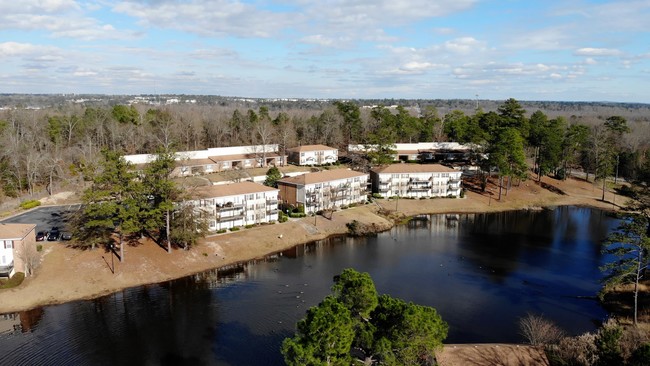 Building Photo - Waterside on Williamson