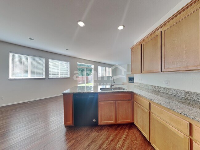 Foto del edificio - 20627 73rd Ave Ct E