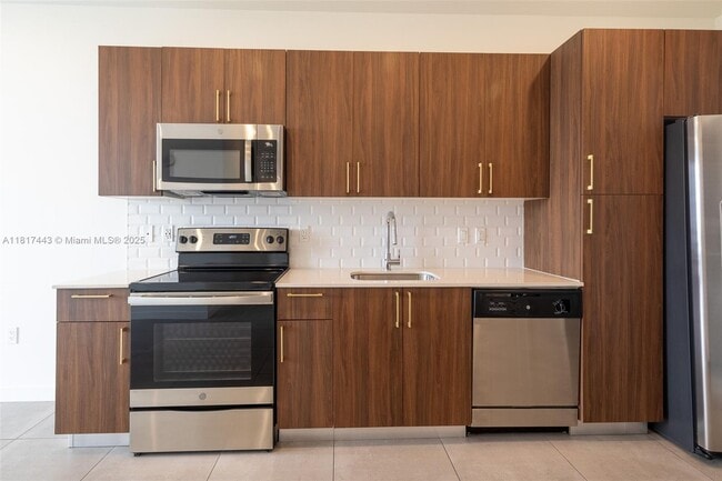 Foto del edificio - 218 NW 8th St