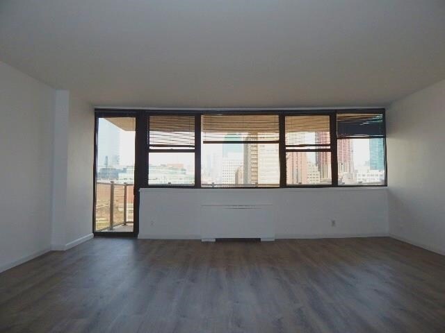 Building Photo - 270 Marin Blvd