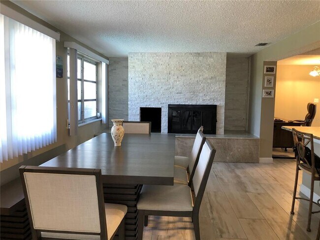Building Photo - 4037 Topsail Trail