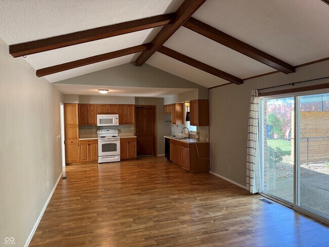 Building Photo - 124 Carlin Dr