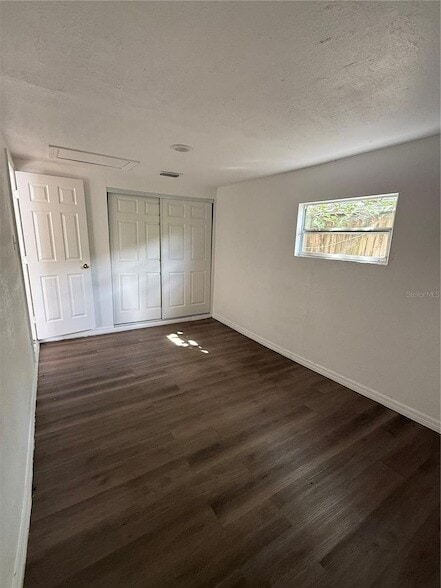 Foto del edificio - 1907 N 49th St