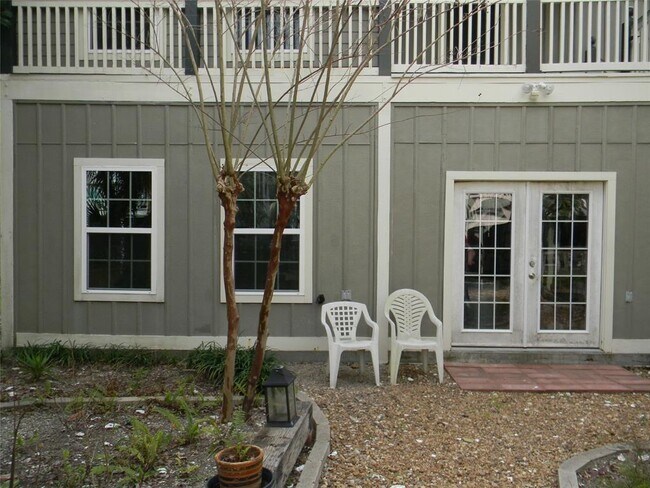 Foto del edificio - 2423 Avenue L