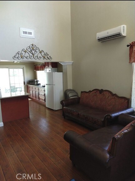 Foto del edificio - 14728 Fieldflower Cir