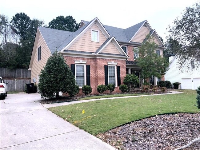 Building Photo - 2745 Ivy Hill Dr NE