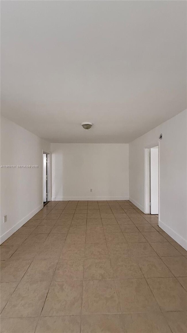 Building Photo - 5305 Biscayne Blvd