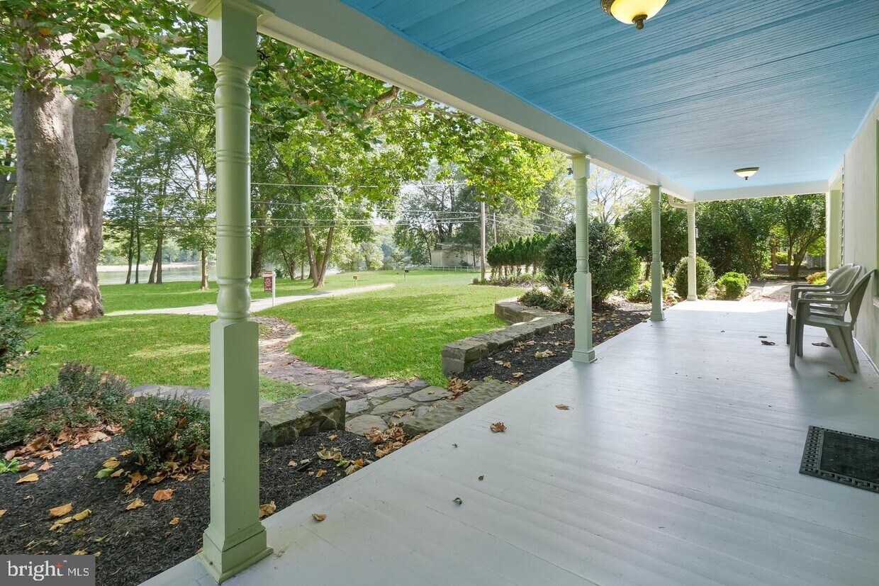Foto principal - 1442 River Rd