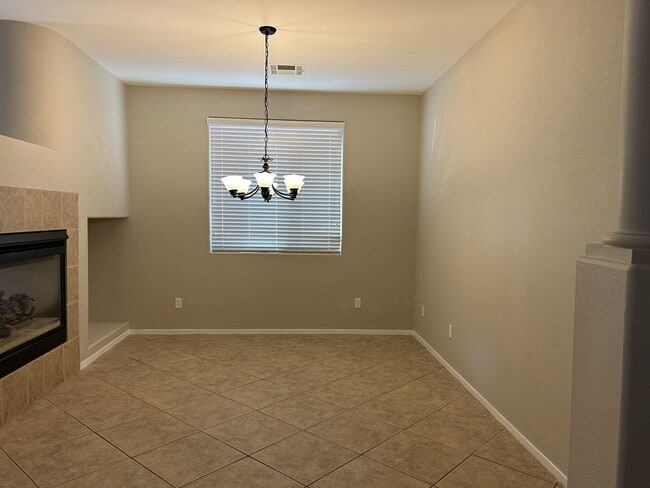 Building Photo - An Amazing 3 BED, 2.5 BATH 2 STORY HOME in NW Las Vegas!!!