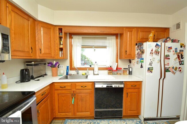 Foto del edificio - 1731 Price St