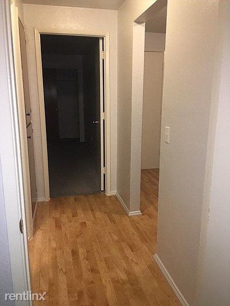 Foto del edificio - 7306 Bates Rd S