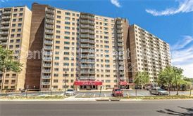 Foto principal - 2500 N Van Dorn St