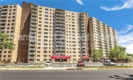 Building Photo - 2500 N Van Dorn St