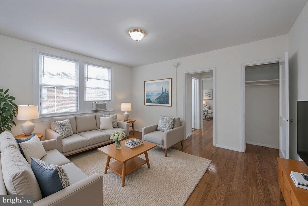 Building Photo - 7615 Eastern Ave NW