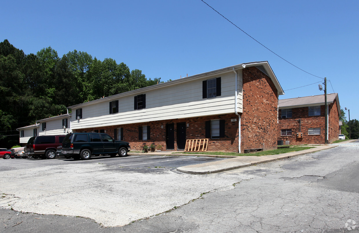 Building Photo - Maple Creek