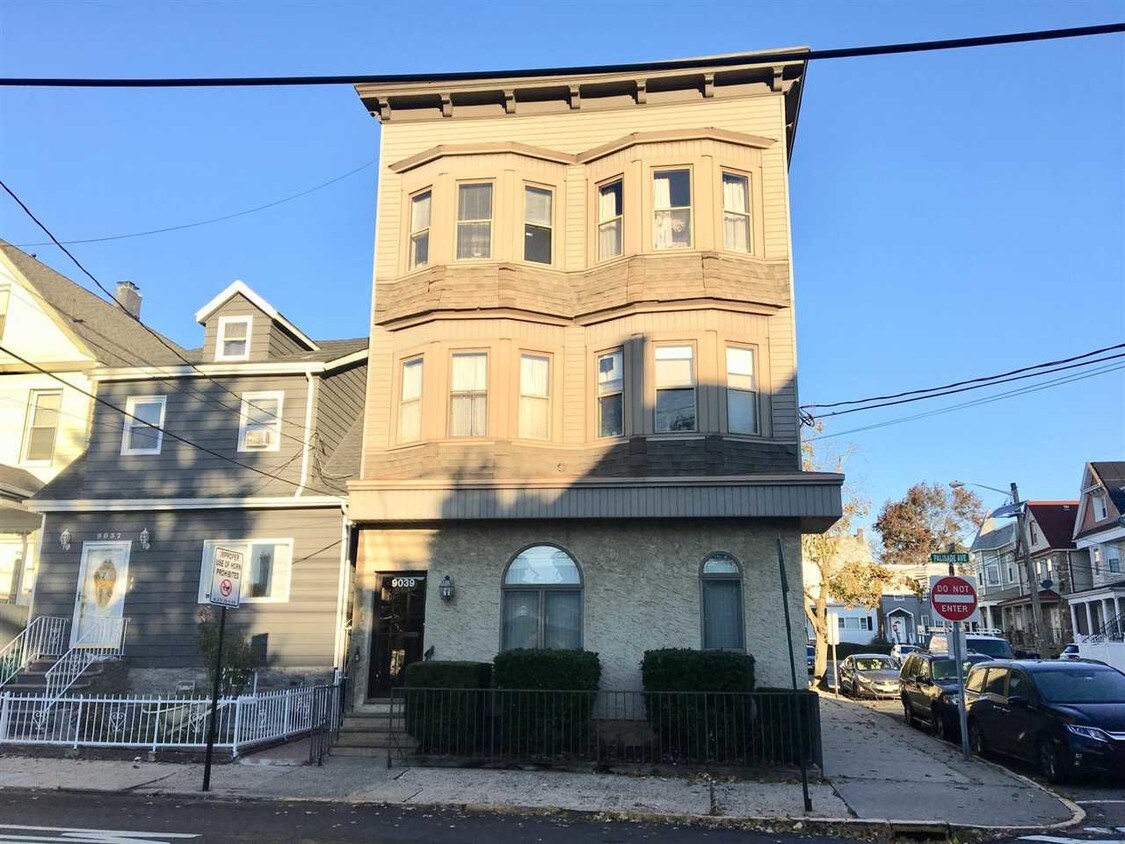 9039 Palisade Ave Unit 5, North Bergen, NJ 07047 Condo for Rent in North Bergen, NJ