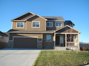 Building Photo - 427 Bow Creek Ln