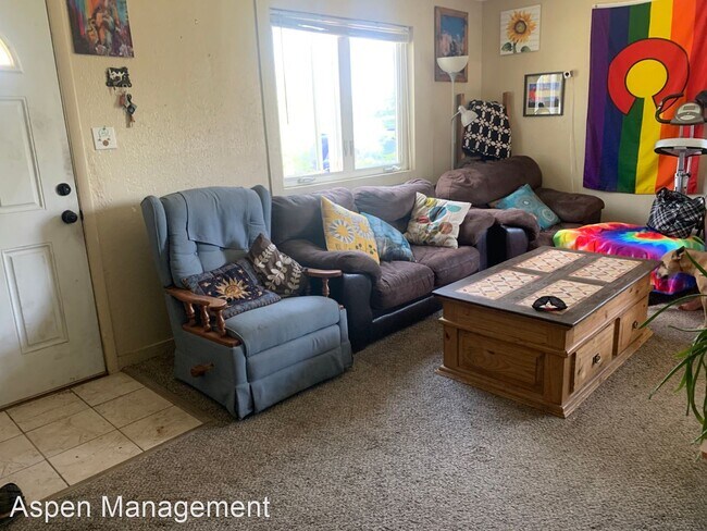 Foto del edificio - 2 br, 1 bath House - 3430 West Evans Avenue