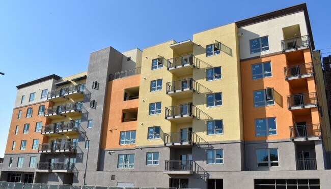 Foto del edificio - 25 Harbour Way