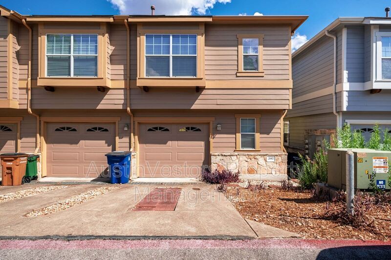 Foto principal - 2917 Saville Loop