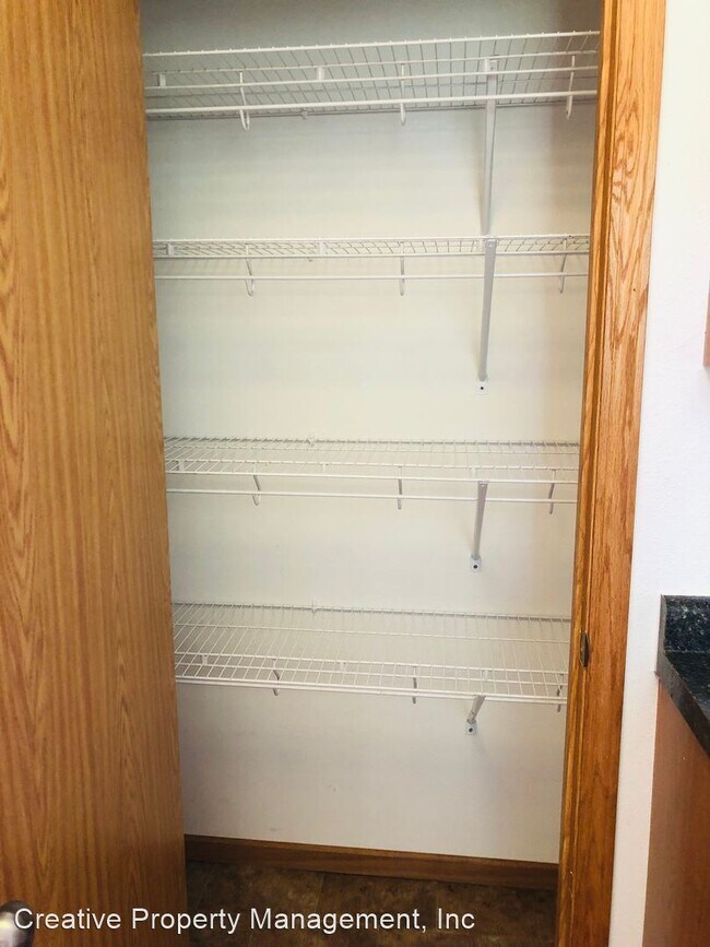 Foto del edificio - 2 br, 2 bath House - 608 1st Ave NW