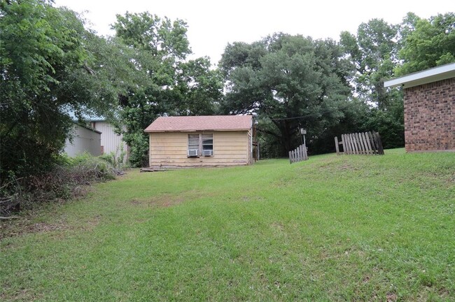 Building Photo - 3120 Montgomery Rd