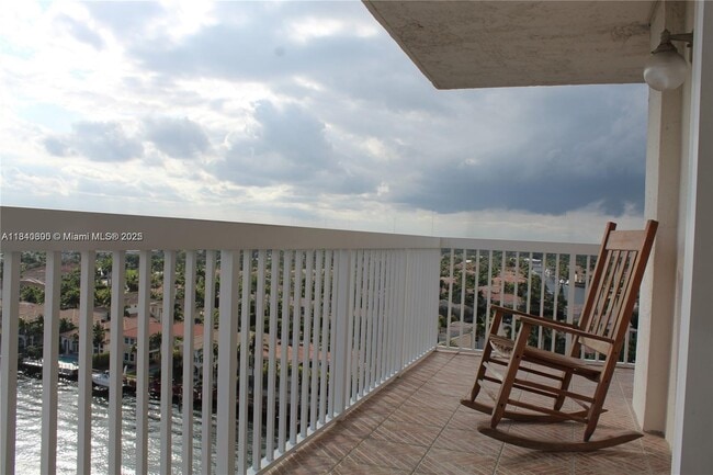 Building Photo - 1500 S Ocean Dr