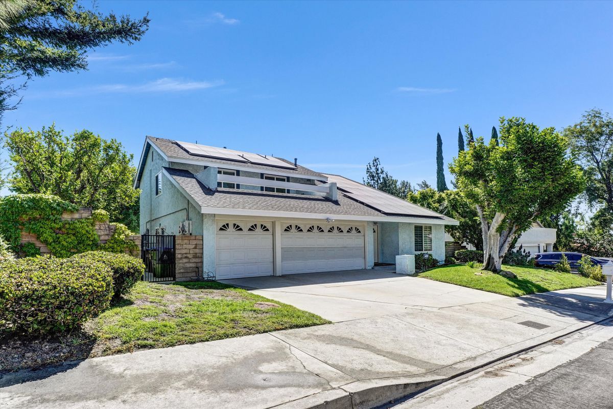 Foto principal - 11454 Doral Ave