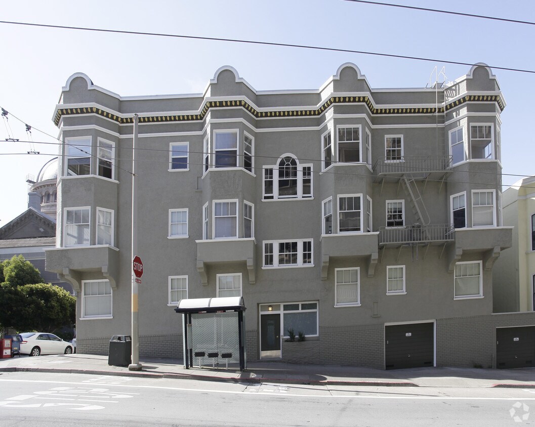 Building Photo - 2401 Sacramento St