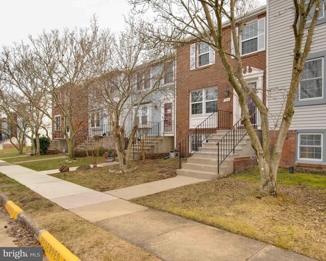 Building Photo - 5241 Pleasure Cove Court