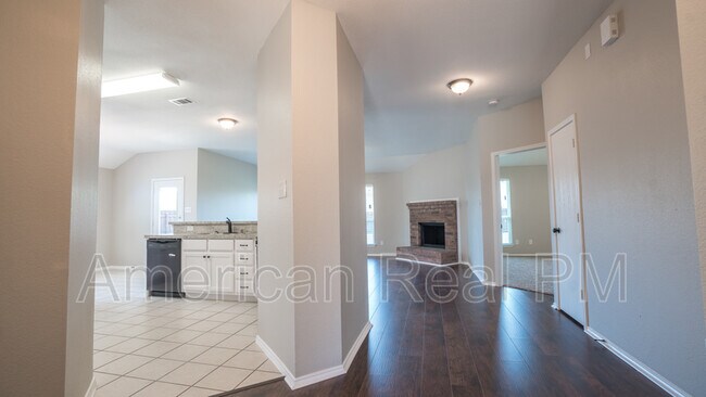 Building Photo - 1525 Vista Ridge Dr