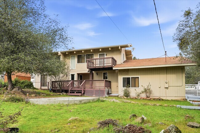 Building Photo - 29295 Glacier Dr