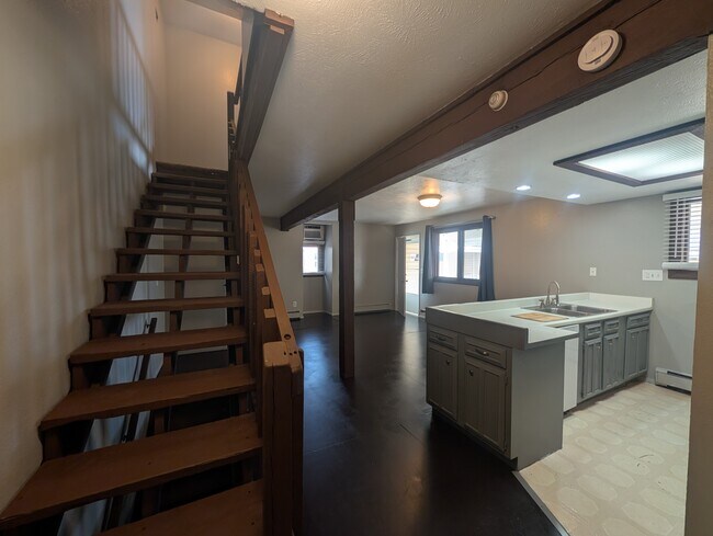 Foto del edificio - 9533 W Alameda Ave