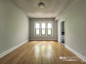 Building Photo - 3523 N Racine Ave