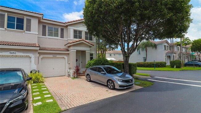Building Photo - 5662 NW 112th Ct