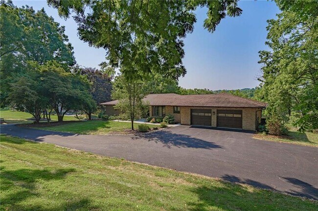 Building Photo - 4109 River Rd
