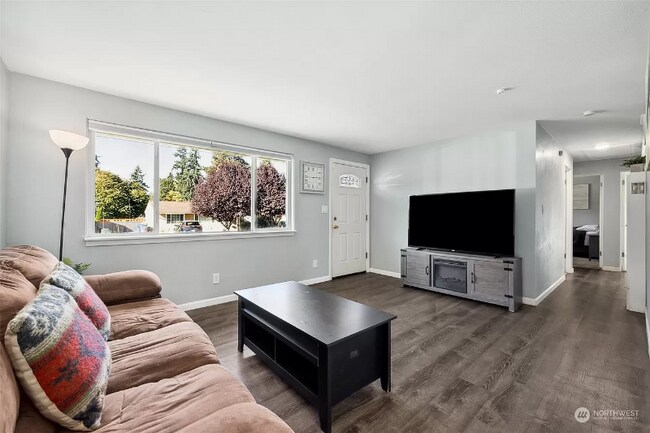 Foto del edificio - 30618 3rd Ave SW