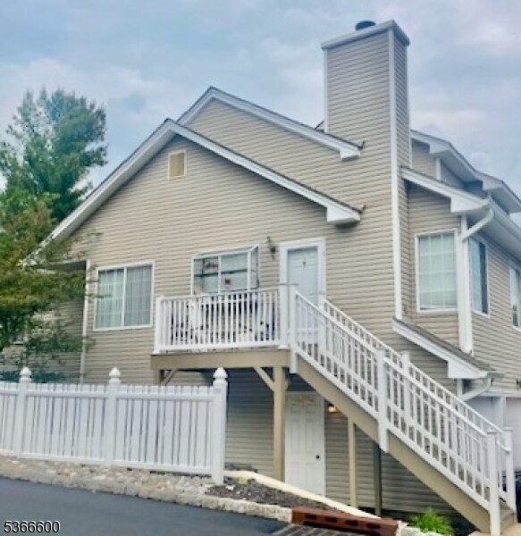 Foto principal - 1 Pendleton Ct