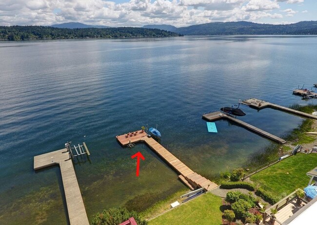 Building Photo - 1120 West Lake Sammamish Pkwy NE