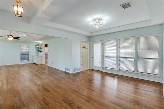 Building Photo - 4223 Lawngate Dr
