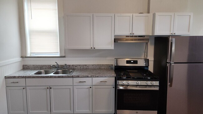 Foto del edificio - Elegant Two-Bedroom Duplex Retreat in the Heart of St. Louis