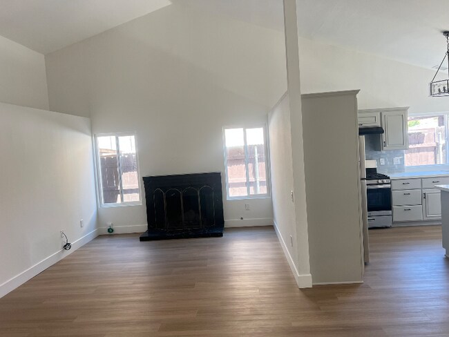 Foto del edificio - 6313 Kimmy Ct