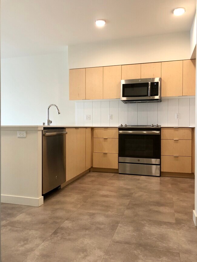 Foto del edificio - 4516 Union Bay Pl NE