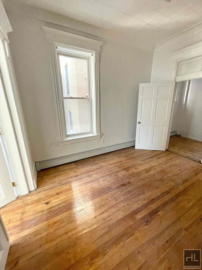 Foto del edificio - 412 73 STREET