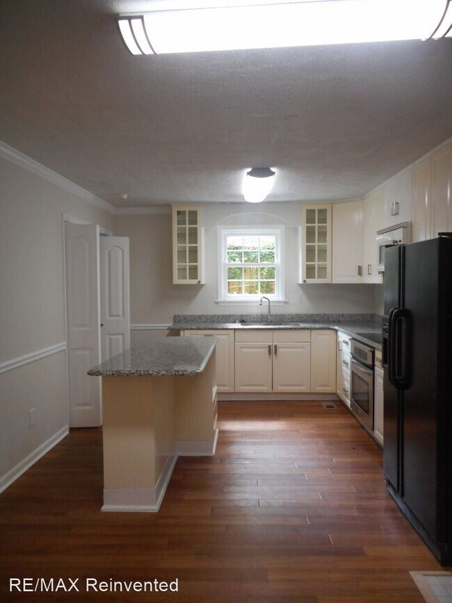 Building Photo - 3 br, 2.5 bath House - 3740 Cactus Trail