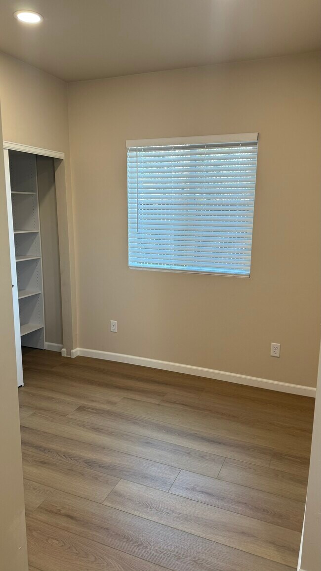 Foto del edificio - 1405 N 25th St